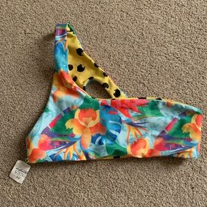 Moana ditzy dino top